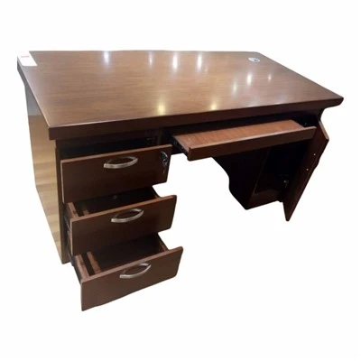 Traditionel Executive Office Desk